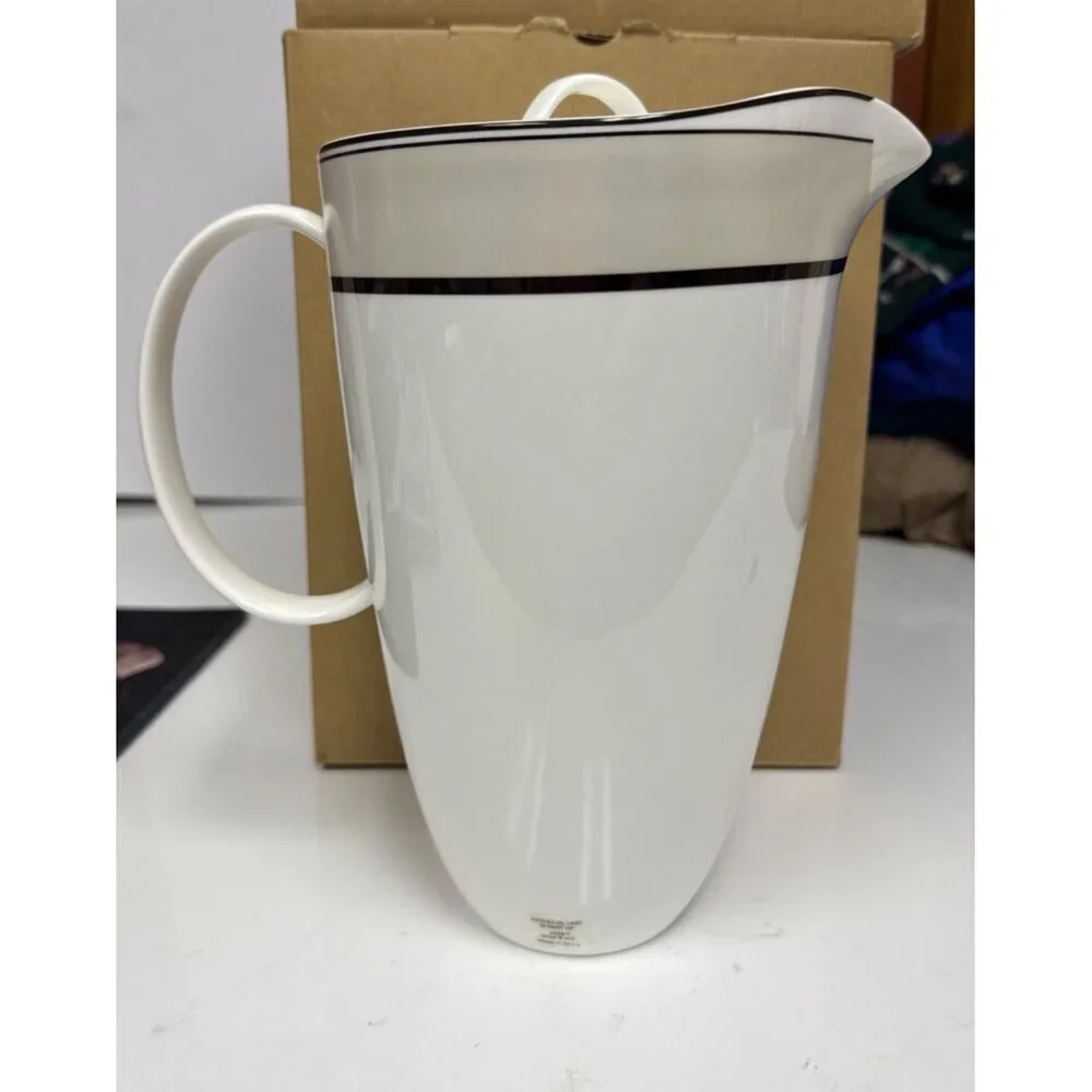 Lenox Viola Simply Fine Pour It On Pitcher with Locking Lid Bone China White NIB